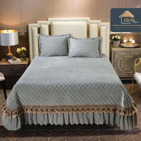 Ofertă limitată Cuvertura de pat cu volan si broderie, 2 fete de perne, catifea, pat 2 persoane, gri, 3 piese, CCBJ-09