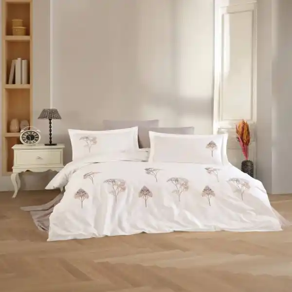 Lichidare de stoc Dantela Vita, lenjerie de pat 2 persoane, cu broderie, bumbac poplin, 6 piese, crem, Jovia