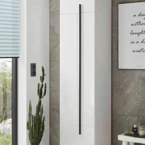 Comandă acum Dulap înalt de baie »Panarea« din Mdf alb lucios cu maner decorativ